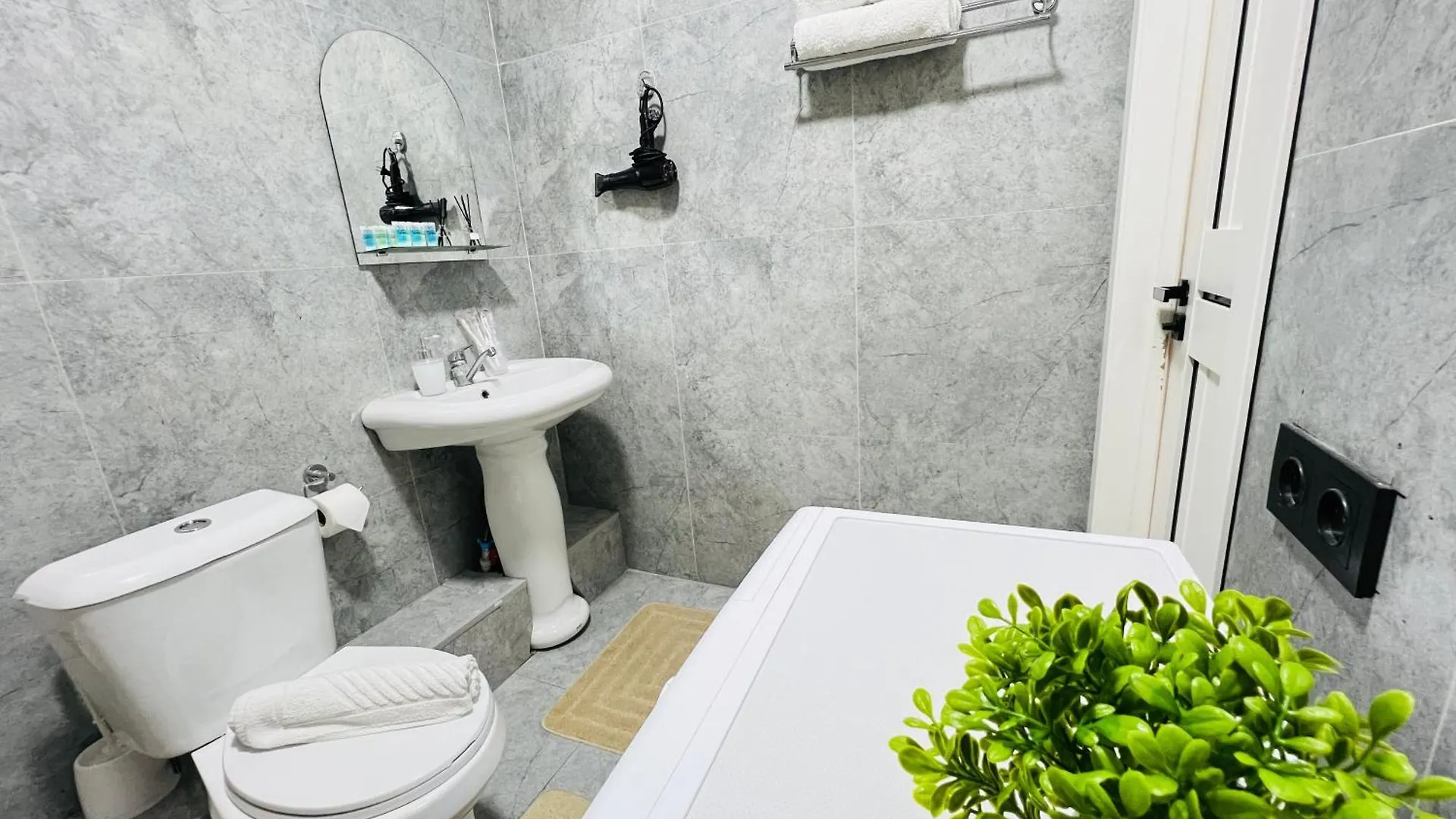 417 Trikey Apartments Sholpan City Almaty